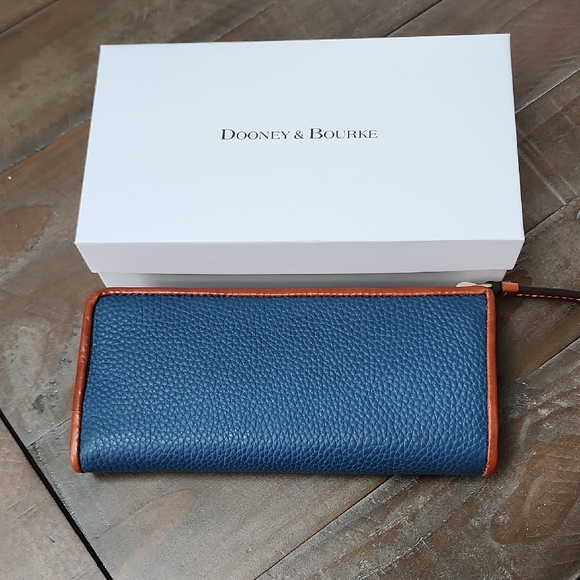 Dooney & Bourke Blue and Tan Wallet - Picture 2 of 4